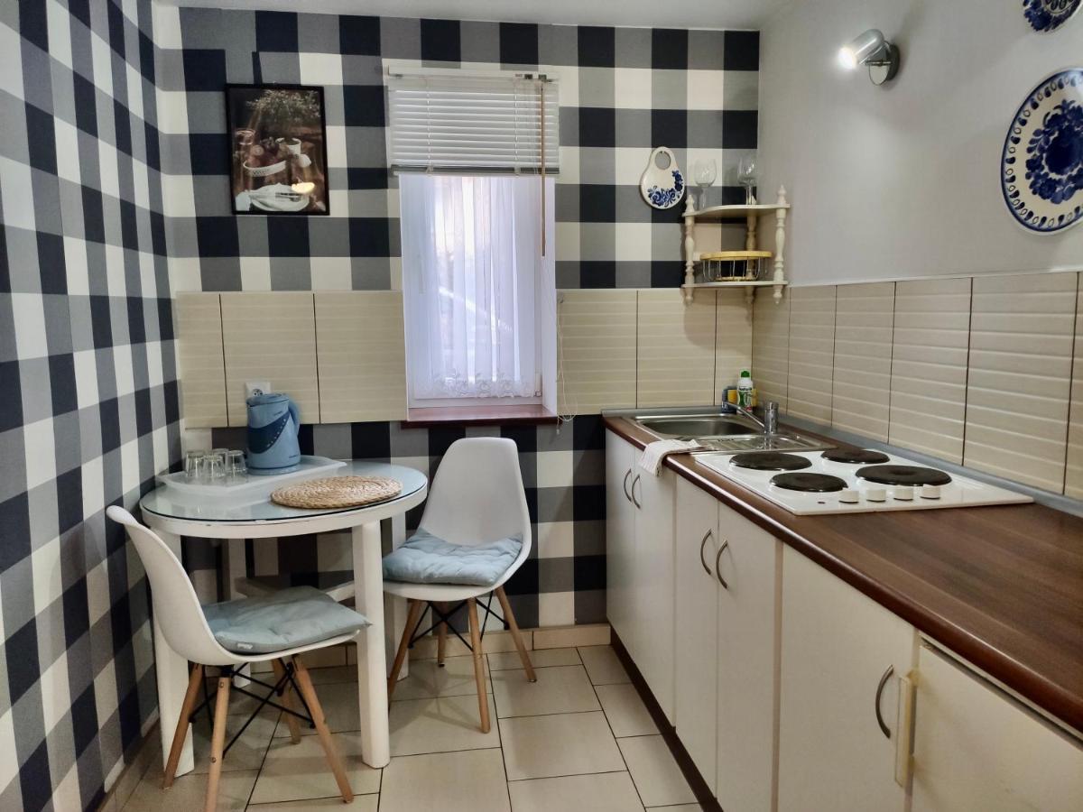 Iwona Pokoje Apartamenty Karwia Exterior foto
