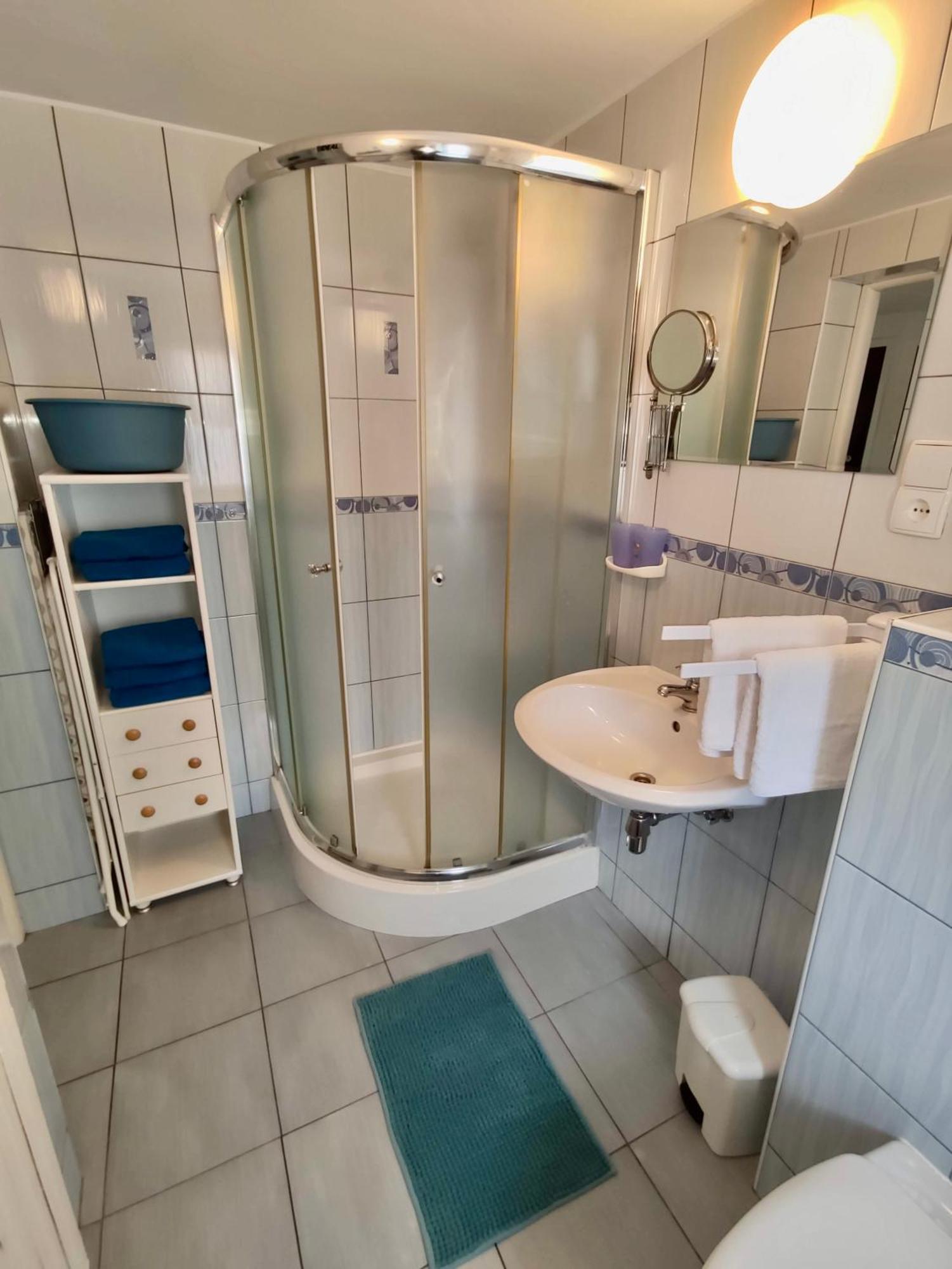 Iwona Pokoje Apartamenty Karwia Cameră foto
